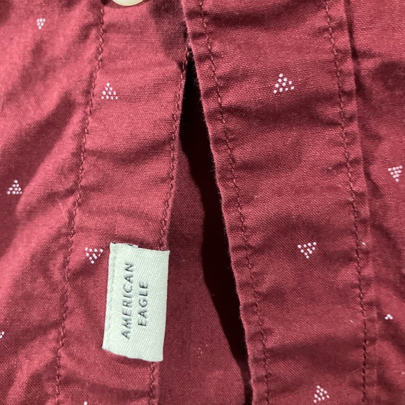 American Eagle Burgundy Short Sleeve Button Down Shirt - Size XS - Picture 4 of 5